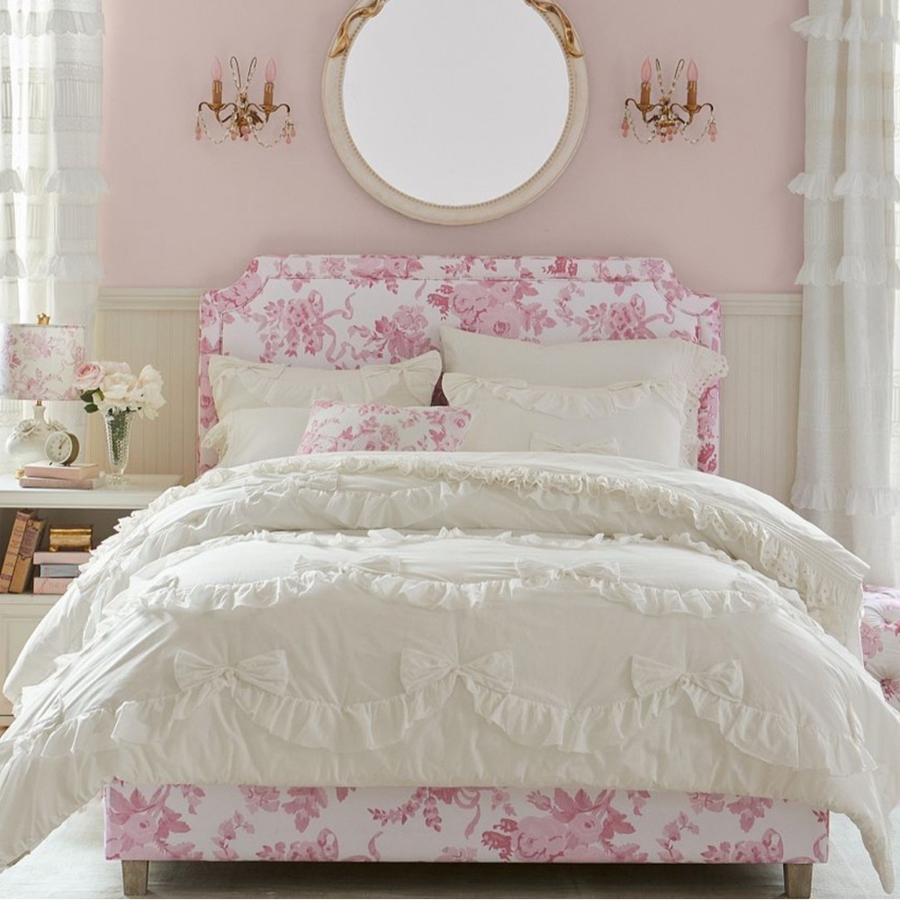 LoveShackFancy Ruffle Bow Quilt TWIN XL - Picture 2 of 3